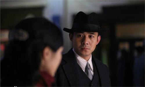 《同门往事》:敬往事一杯酒,再爱也不回头