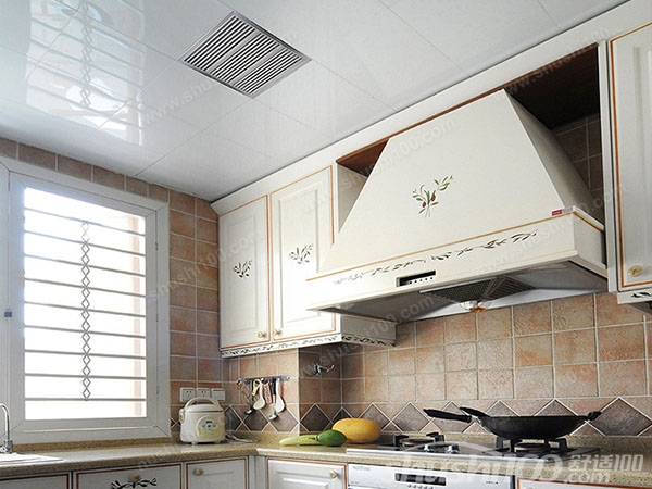 能有效的达到排烟换气效果,或顶吸式换气扇