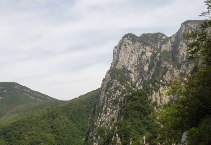 中华五岳之一,河南第一名山,美景嵩山好漂亮!