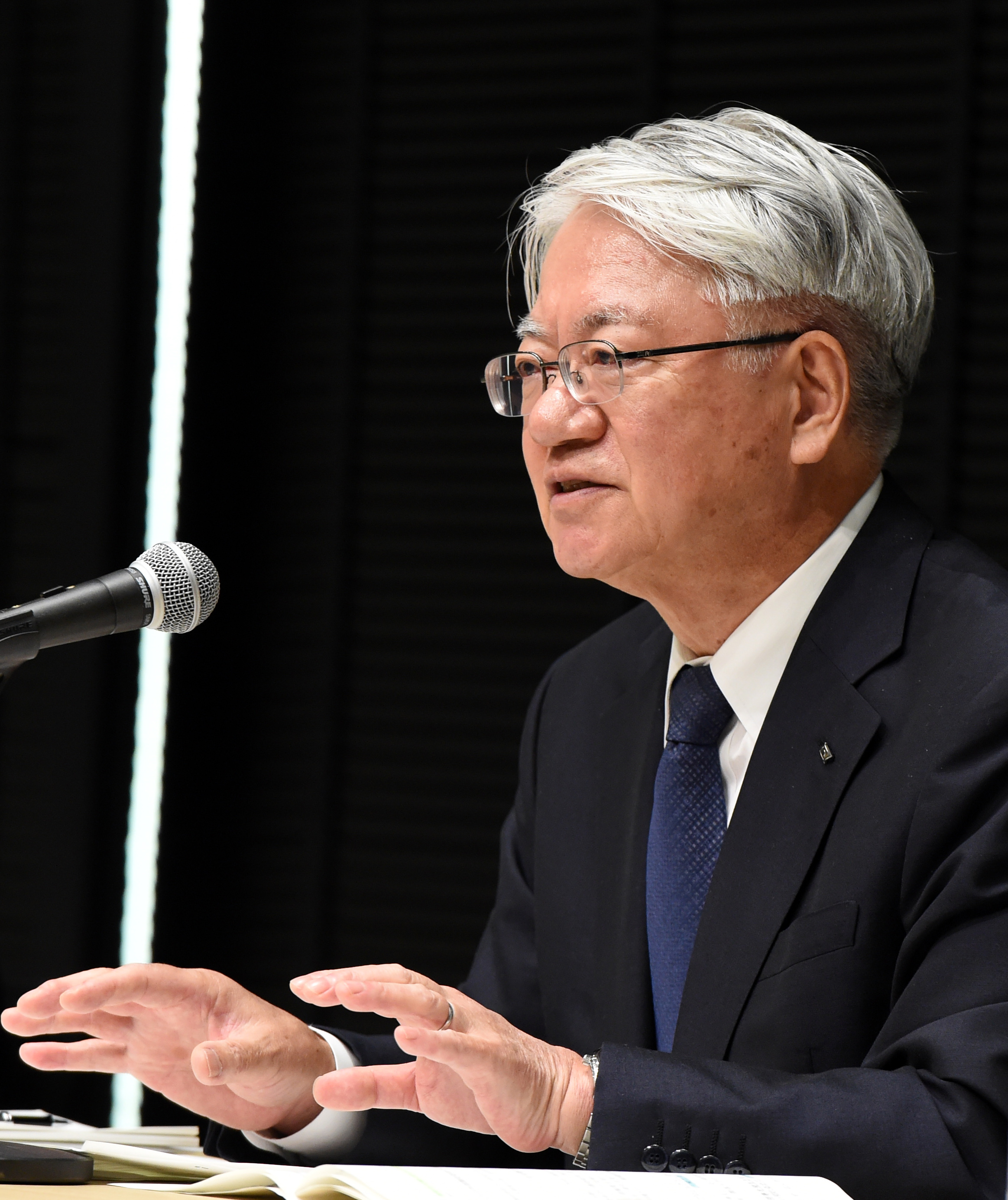 日本神钢社长川崎博也将引咎辞职(3)