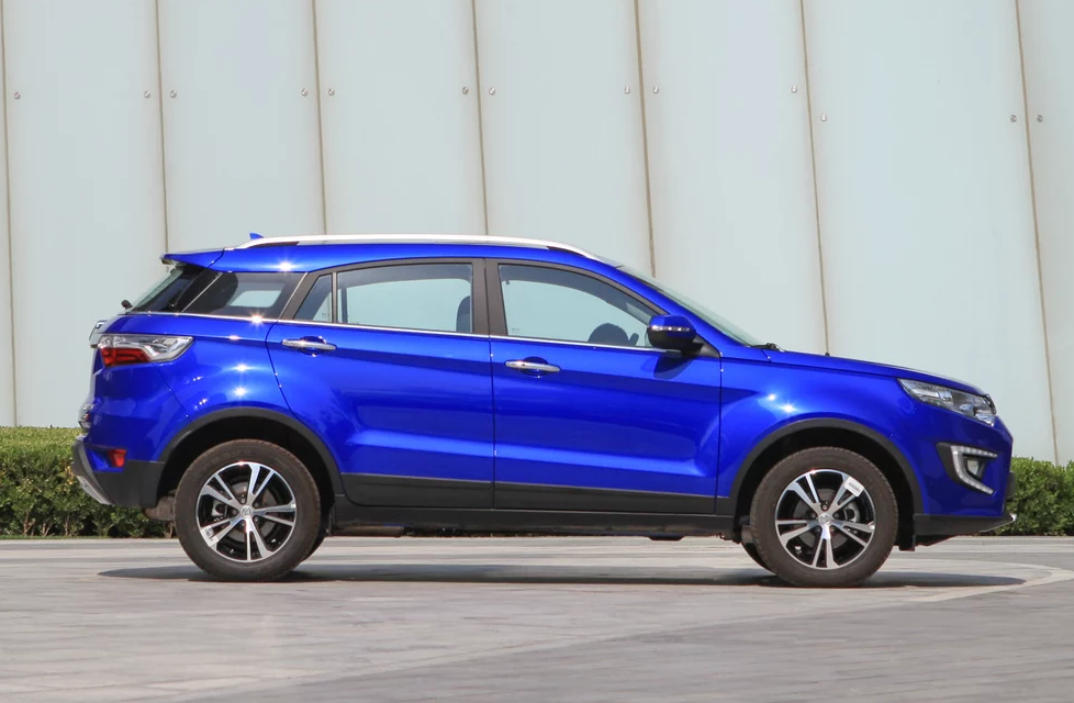 驭胜s330男人开这车面子十足,很大气,外形优美!