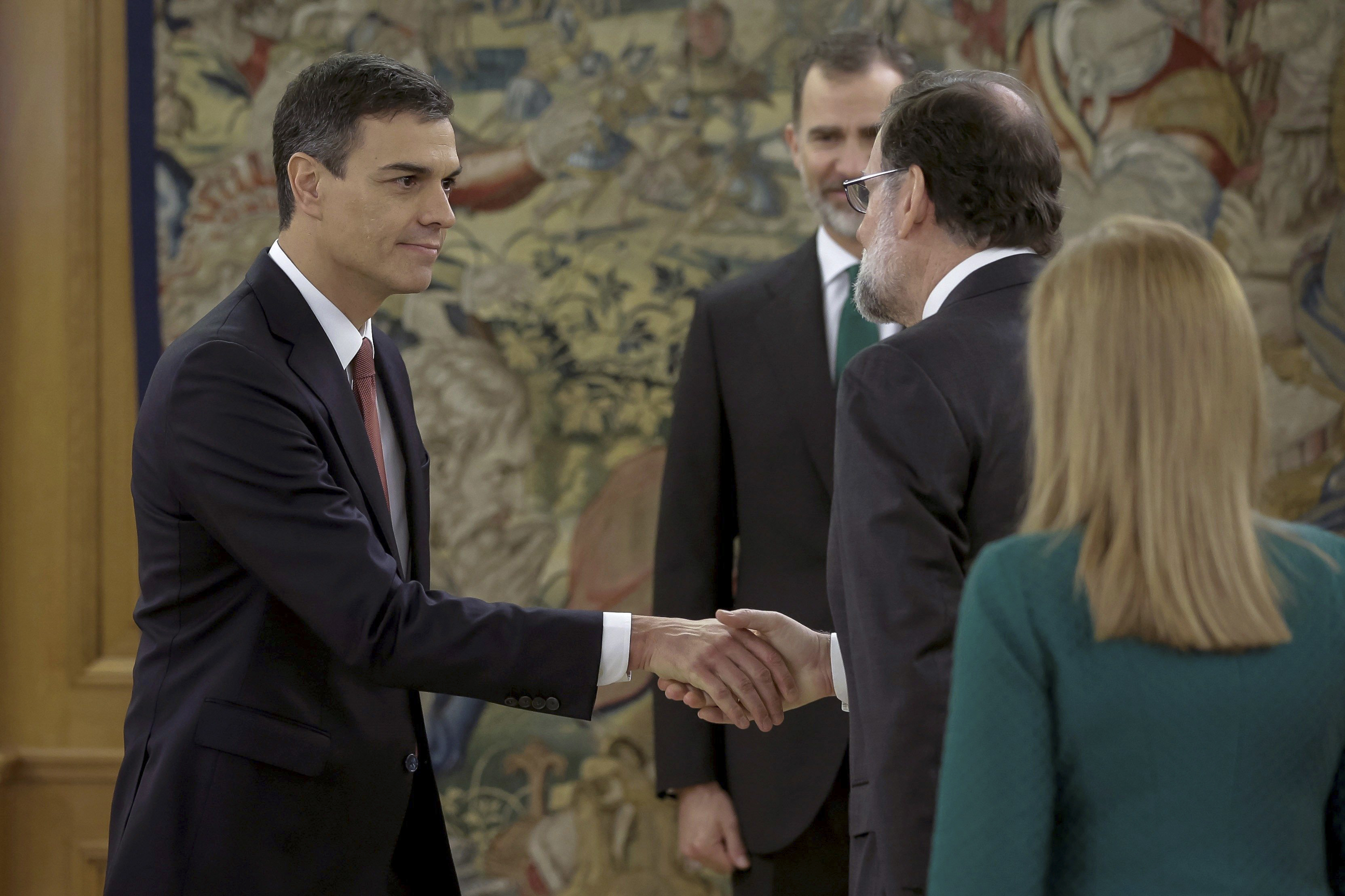 桑切斯宣誓就任西班牙首相(2)