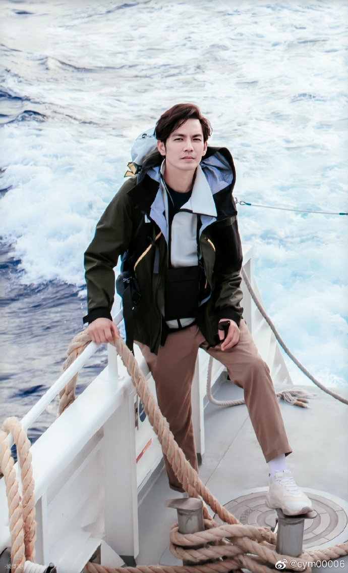 钟汉良1130生日快乐# #钟汉良漫游记# 真的就是个难忘的双十一 忙着