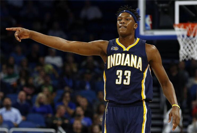 特纳在步行者与国王的比赛里得到3次盖帽,为今日最高.