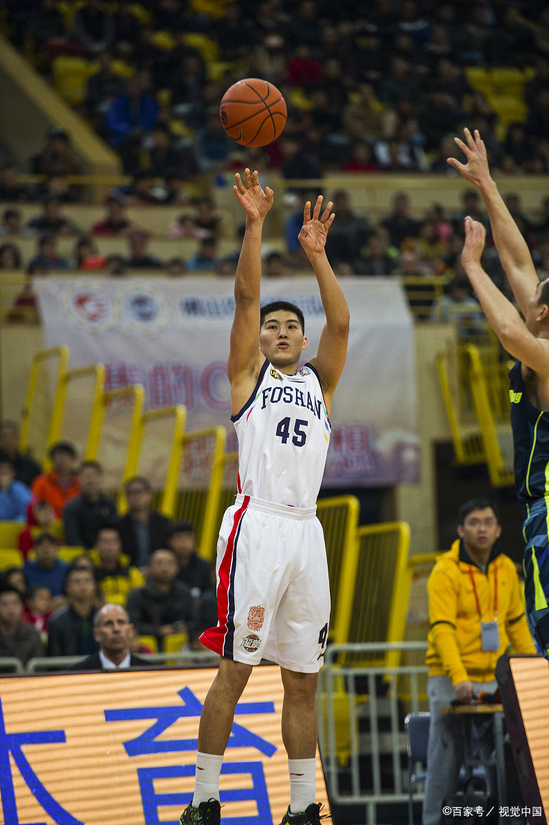 是挺心疼赵率舟的!