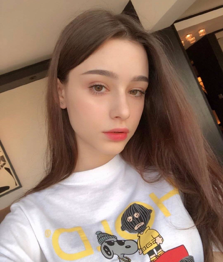 俄罗斯小仙女dasha taran,如此完美的颜值果然很美啊