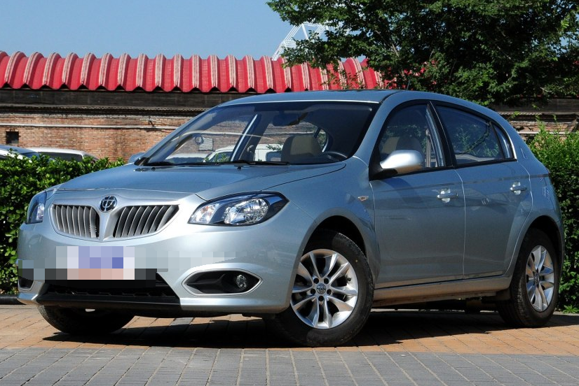 华晨中华-中华h320,整车造型干净利落,非常的大气动感