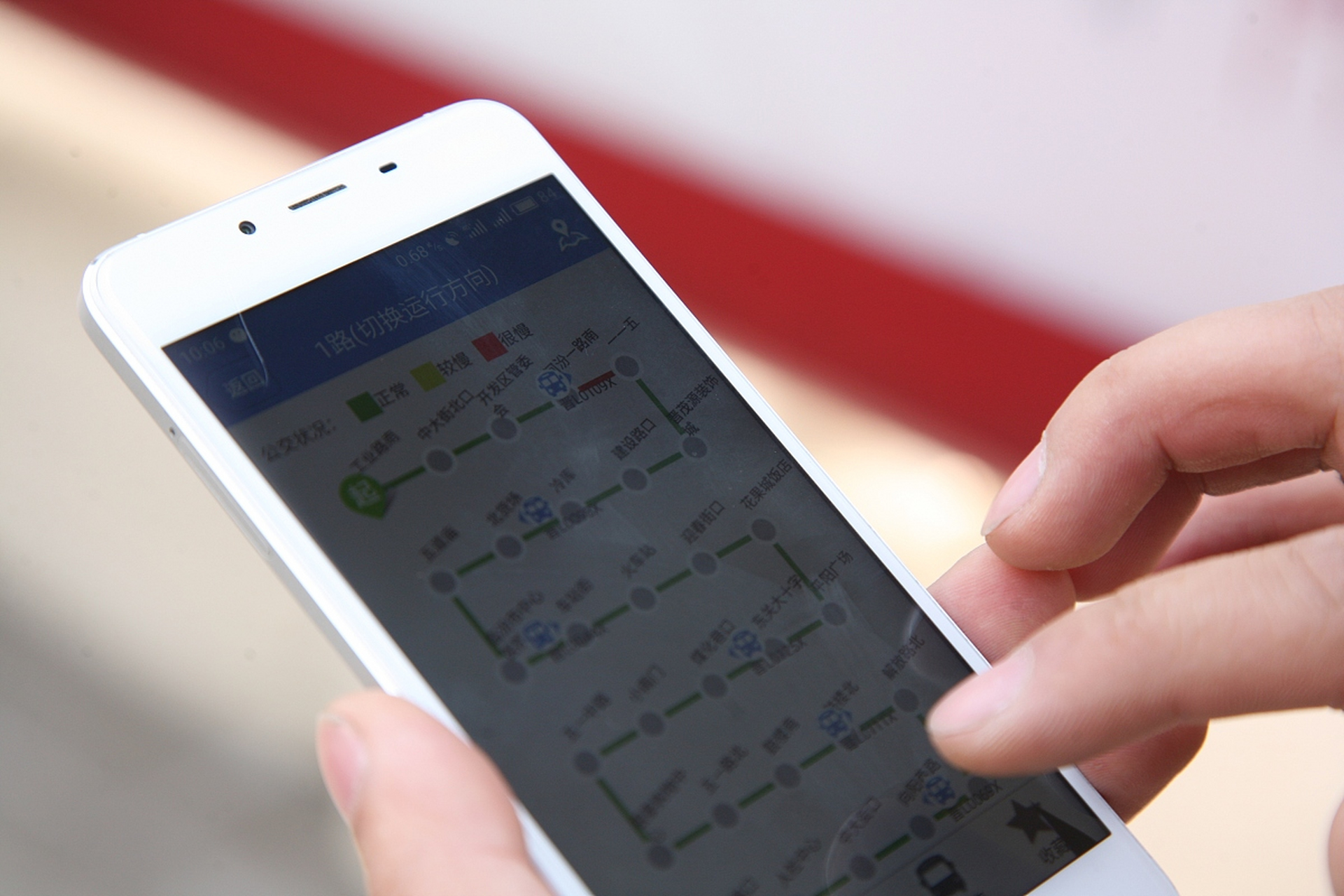 小米手机截屏技巧总结:全面屏手势,局部截屏,画图截屏和长截图功能.