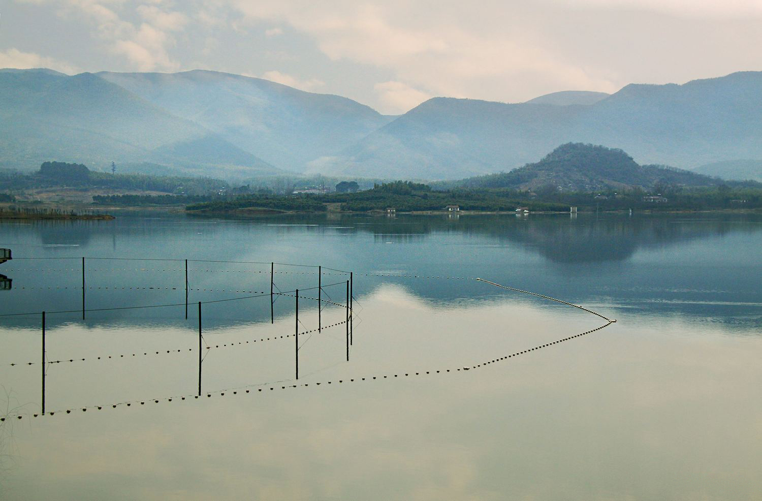 江苏宜兴油车水库自然风景