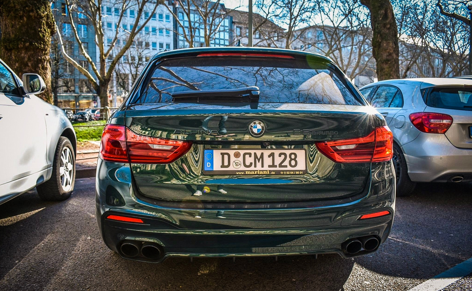 全新阿尔宾娜b5 biturbo touring,百公里加速只需3.5秒