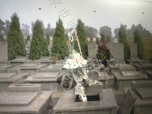 男子酒后挖"仇人"墓地扬其骨灰
