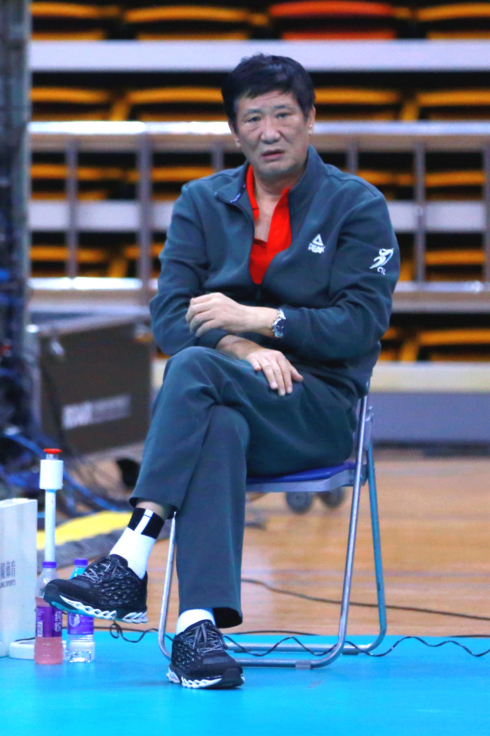 专访恒大女排主帅方岩:中国球员有点被动 教练怎么说我就怎么做