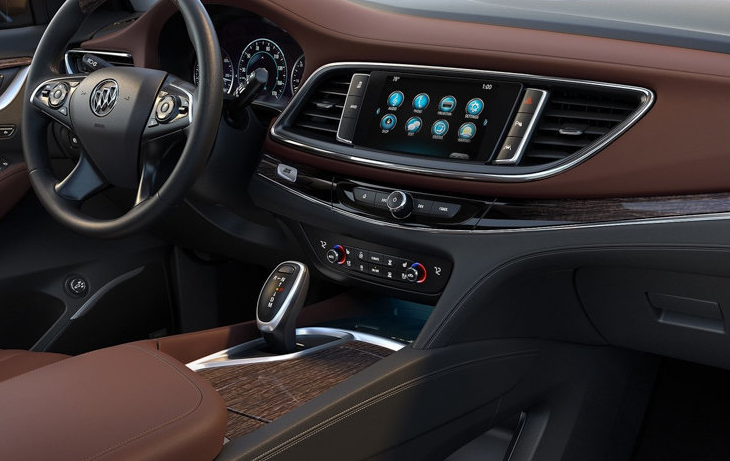 品鉴这款别克昂科雷2018款avenir,整体设计神秘,车型显得沉稳