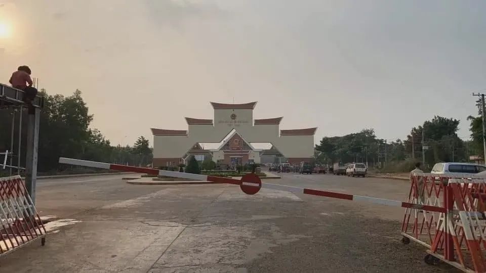 防疫|柬越边境禁止通行,柬埔寨将进入紧急状态