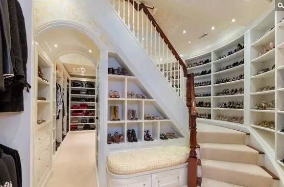 "壕无人性"的明星衣帽间,郭敬明范冰冰也比不过她!