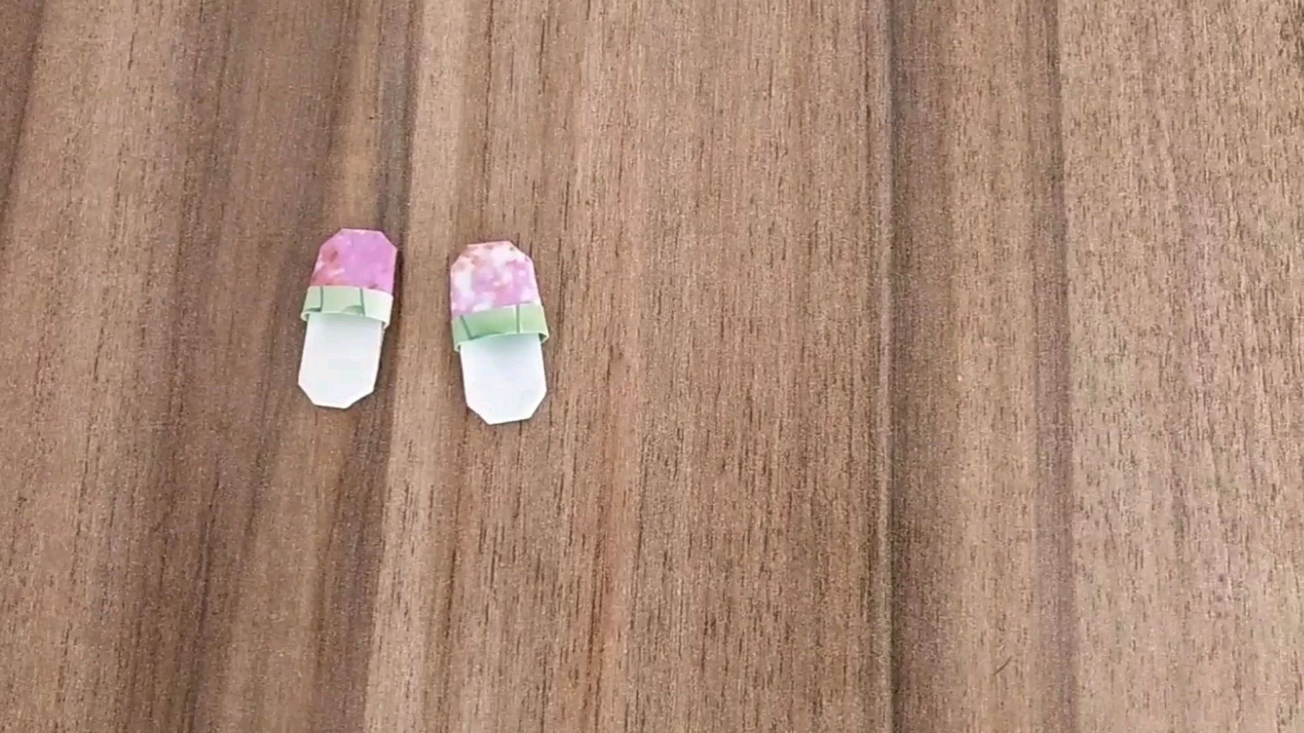 非常迷你可爱的拖鞋折纸