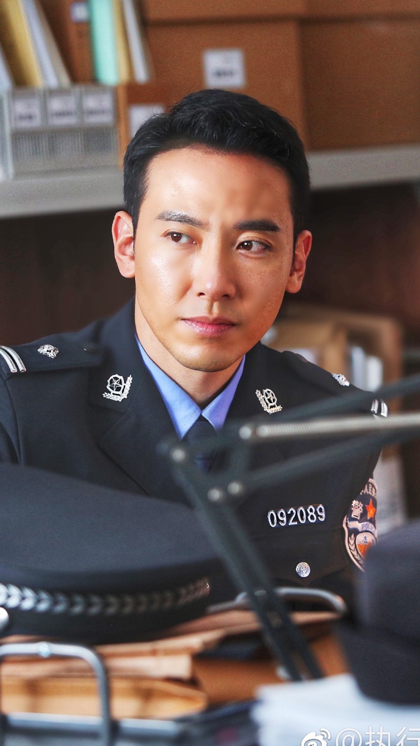 《执行利剑》首播好评如潮 导演透露多位演员曾经合作过很多次