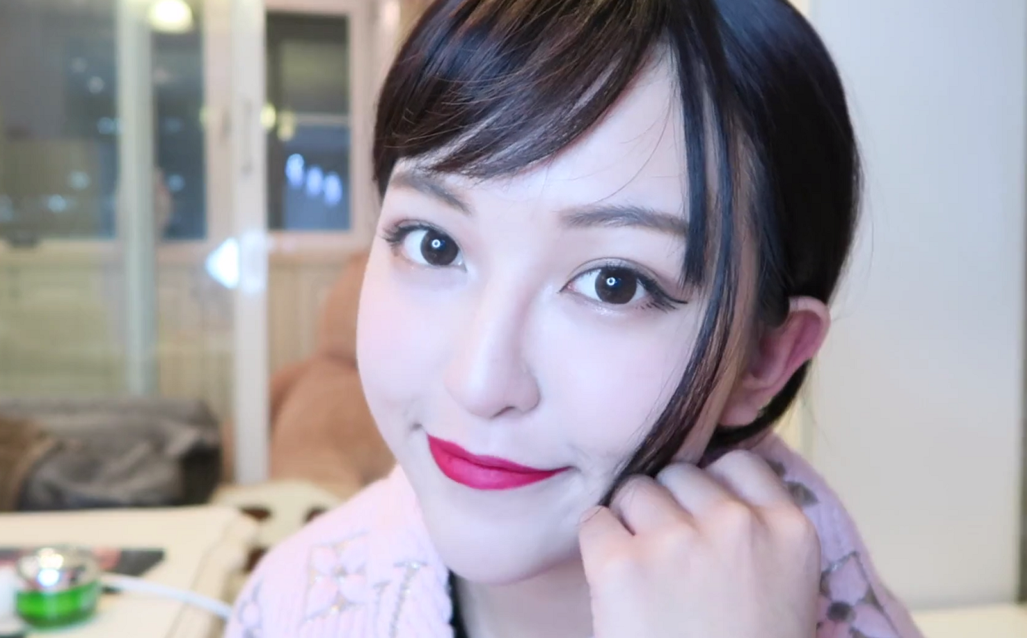 美妆达人仿妆唐嫣,看到成品后,网友喊话罗晋:快领走你家媳妇