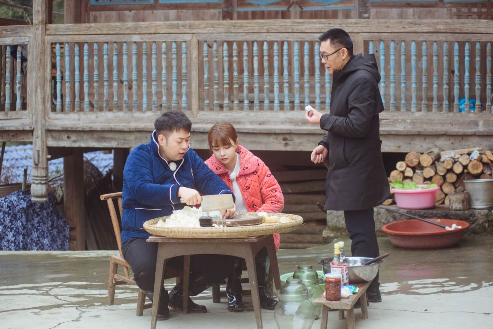 selina姐妹云南同游 沈梦辰杜海涛上演"土味"湘西