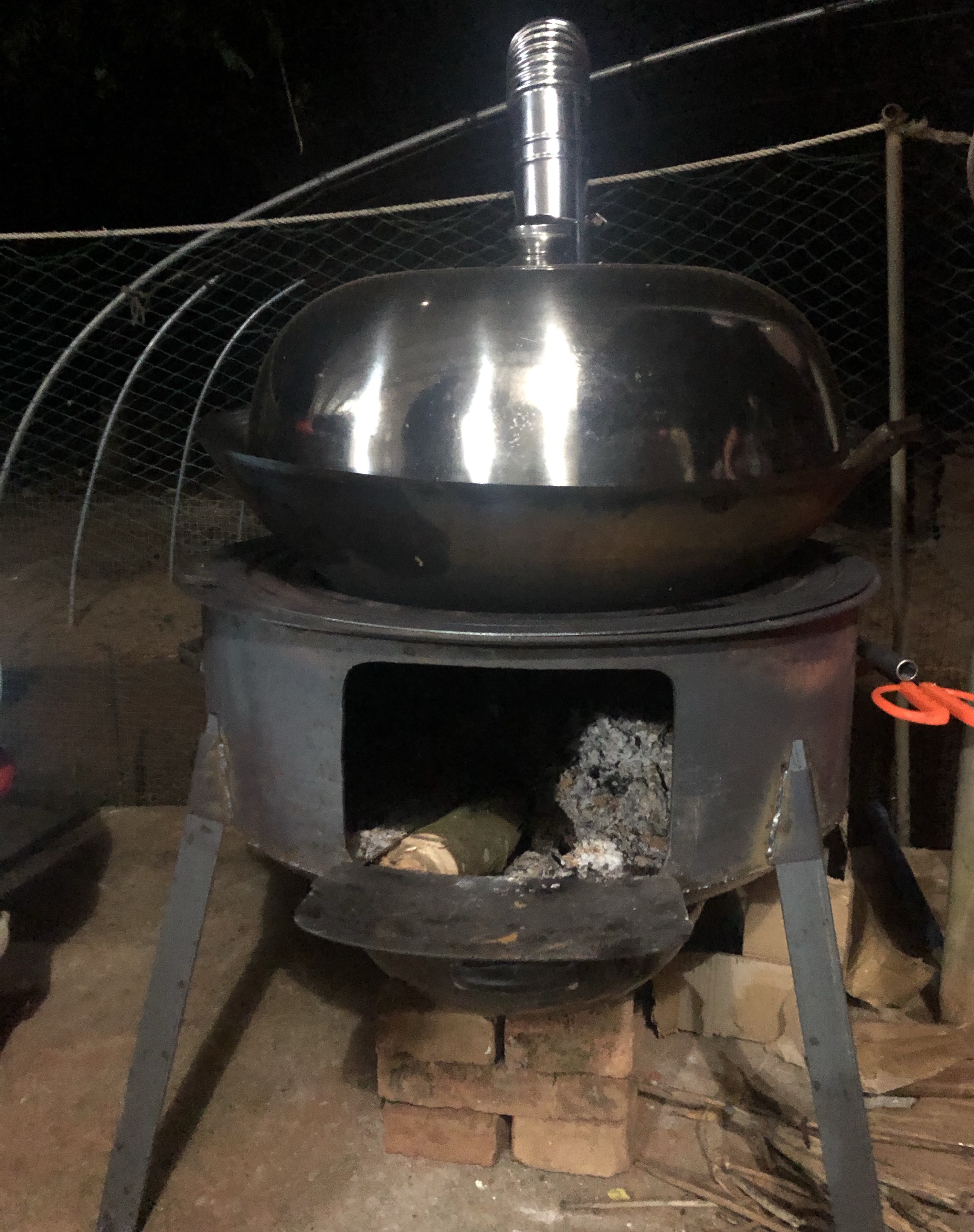 海南农庄:柴火灶,土鸡,有机菜,简单的健康生活