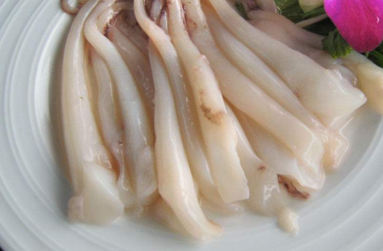 这道菜叫尤鱼须.