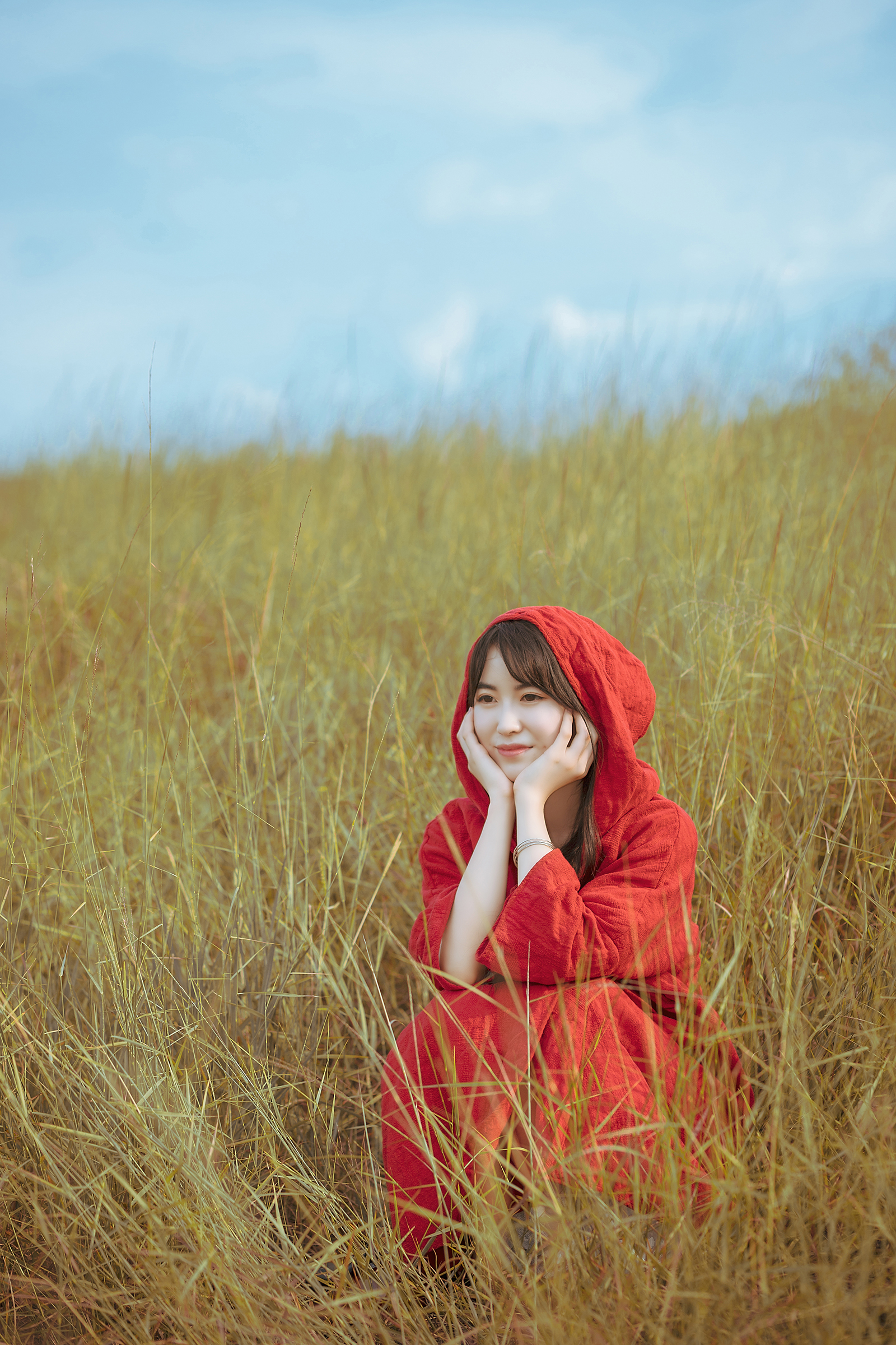 红衣美女的小提琴 忍不住看了十遍