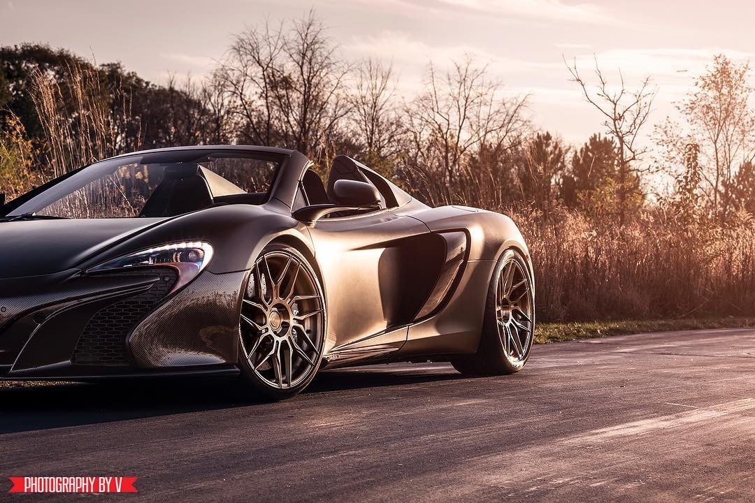 迈凯伦650s spider,轮毂很漂亮!