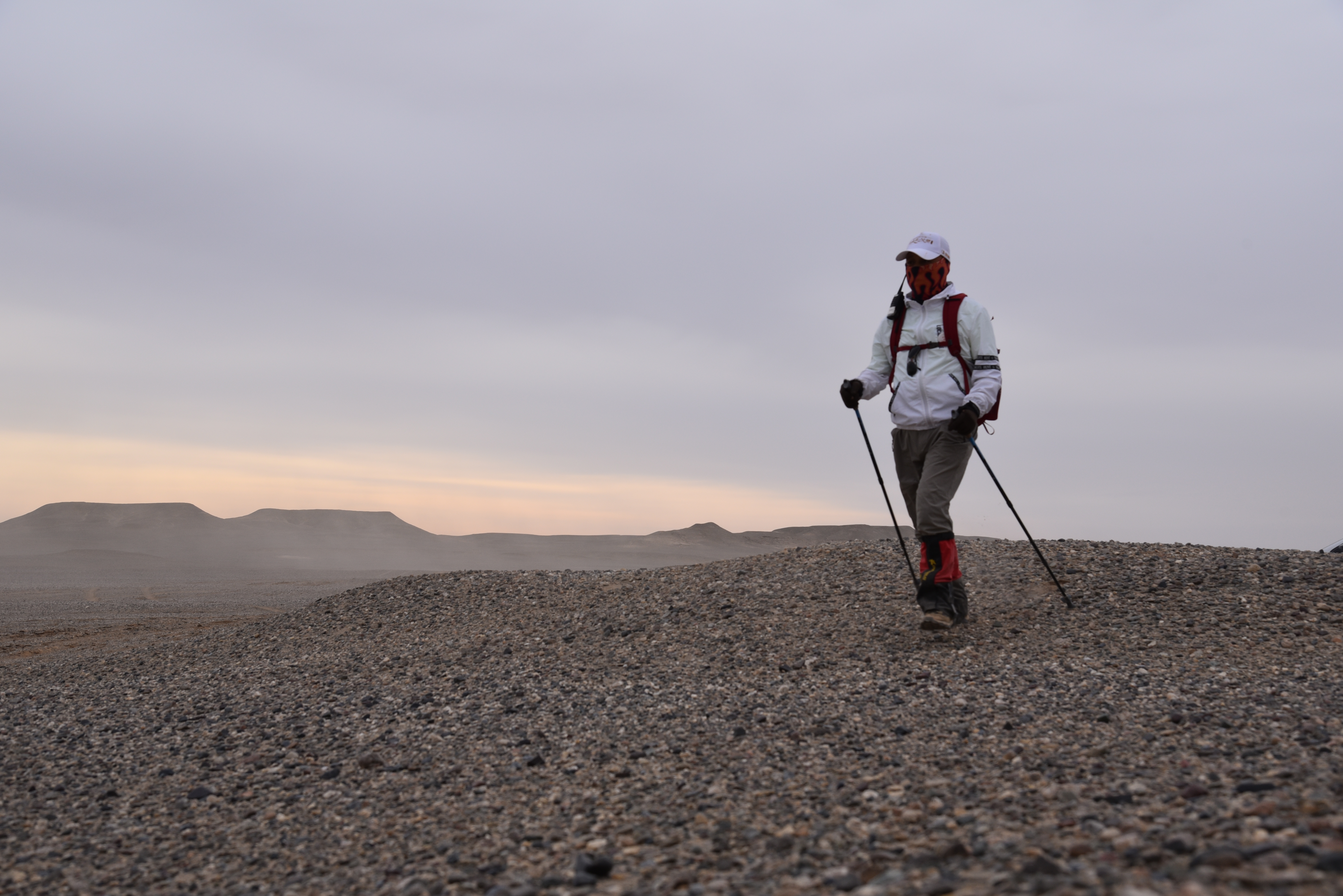 全民健身——千人走戈壁(3)