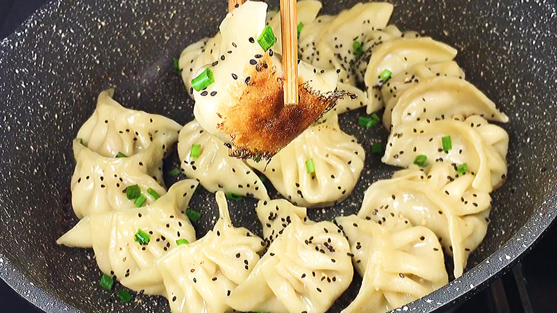 生煎饺子的简单做法