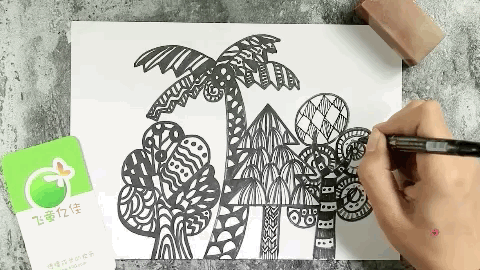 线描画:教你用线条装饰各式各样的树木,适合6岁以上儿童学习