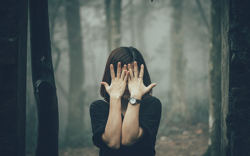 "我对他动了真情,现在好痛苦!"一个已婚女人的情感困惑