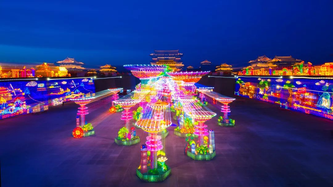 古都新春灯会璀璨启幕 点亮大同天际蓝