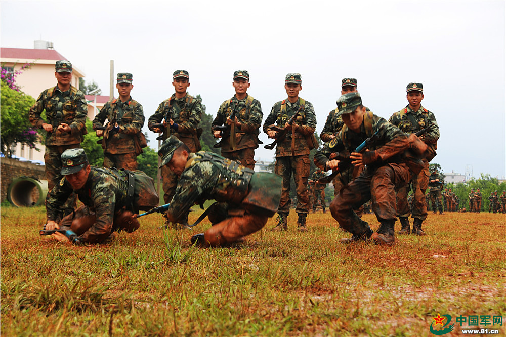 沙场练兵|影像中的强军风采是否让你动容