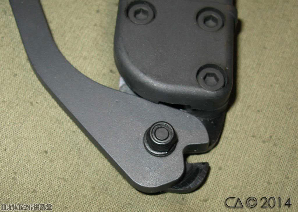 图说:俄罗斯陆军6x9系列战斗刀刺刀 ak-12步枪标准配备