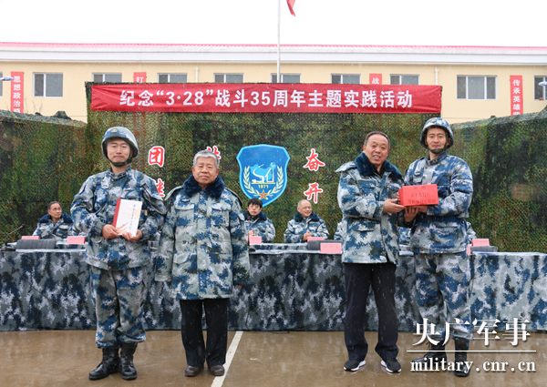 中部战区空军地空导弹兵某营:沿着英雄的足迹前进
