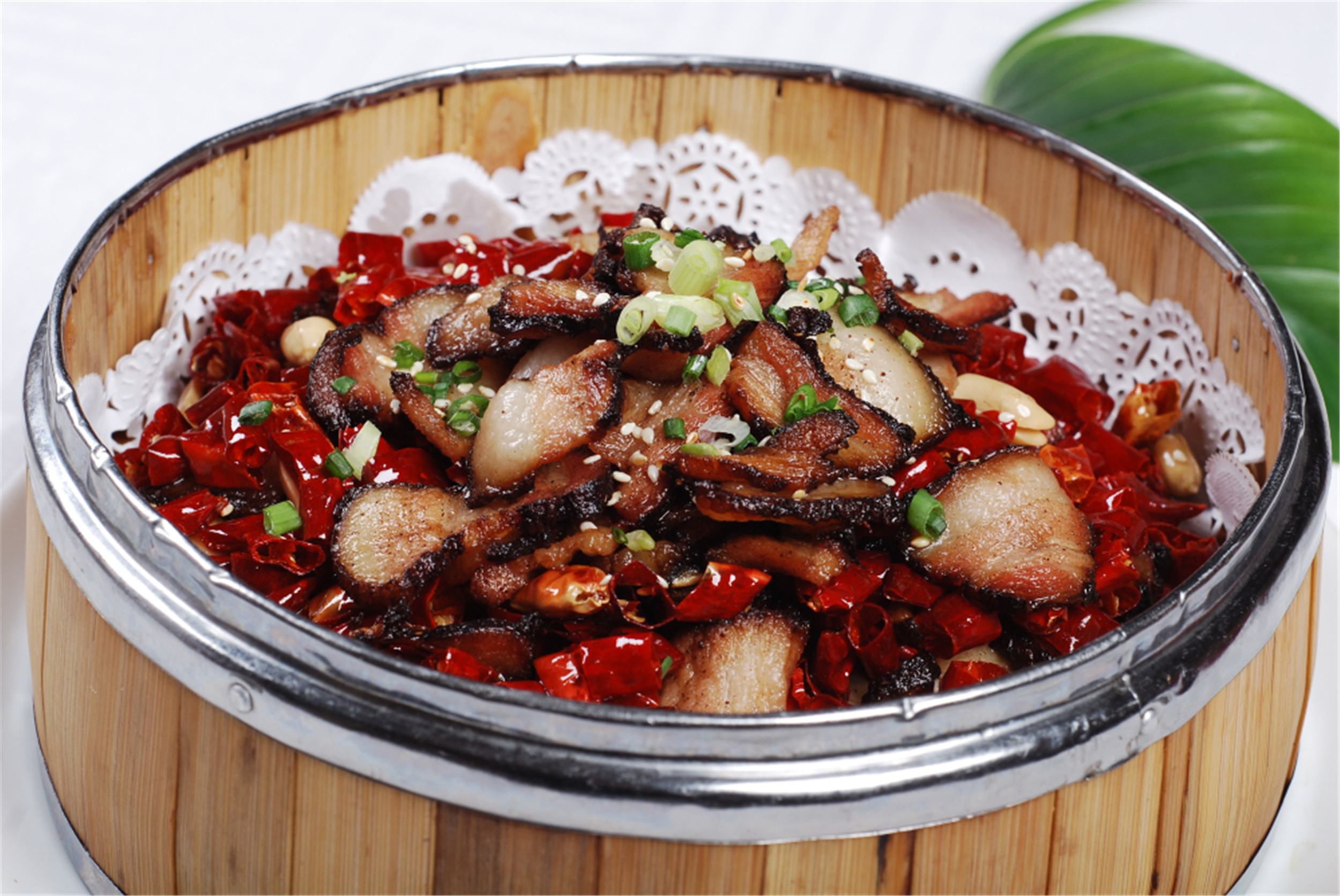 巴西烤肉:烤肉最讲究的就是原汁原味,而巴西烤肉更是望之激情大动,闻