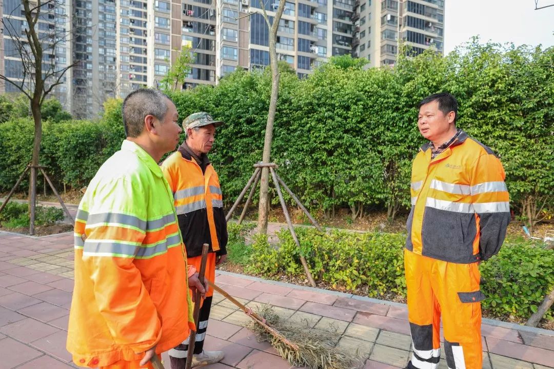 福州365劳模百人百像|游振严:苦累留在心里,建设美好市容