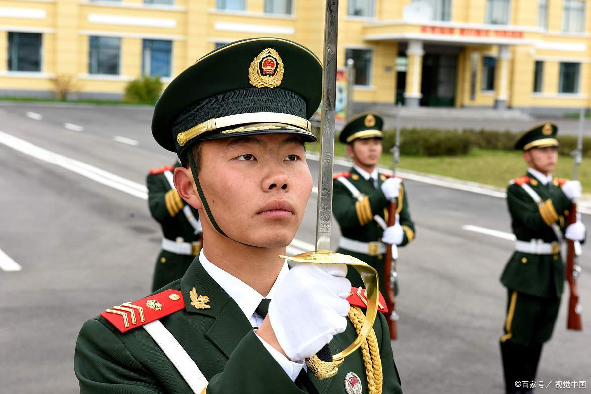 中国的军人威武霸气