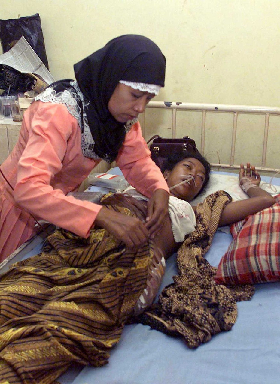 割礼是一种残忍的习俗,在印度教和伊斯兰教中普遍存在