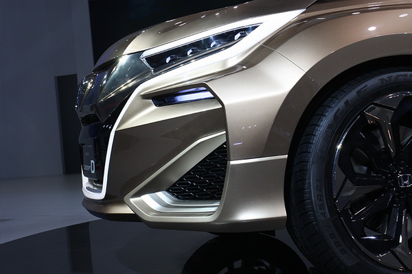 本田拿出看家本事!新款跨界suv,比卡宴好看,不足23万