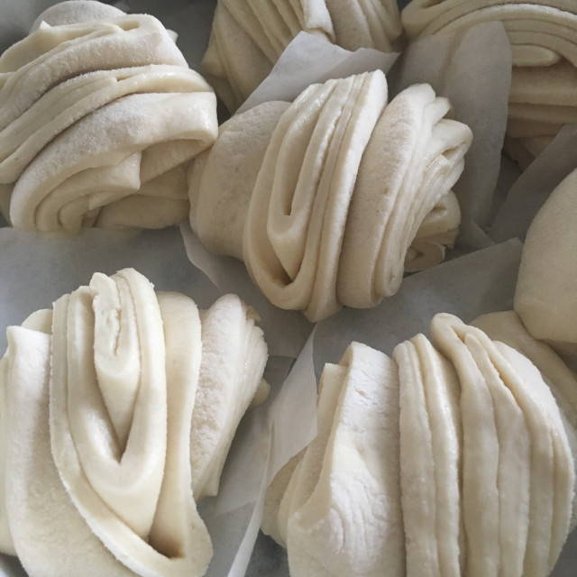 大米白面花卷,暄软好吃