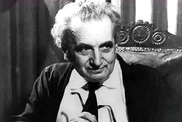 布劳恩,却很少知道冯.卡门,我国导弹与他关系密切