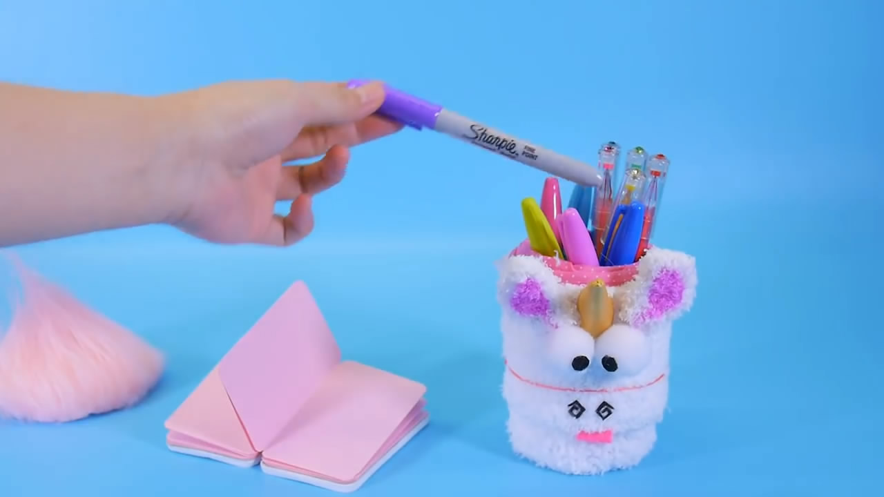 卡通文具diy,学习如何制作可爱的笔筒,难度2颗星(图解)