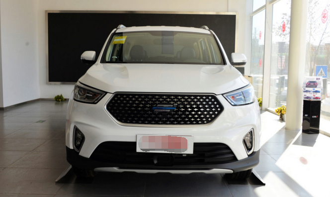 长安欧尚cos1°(科赛)车身线条比较流畅,外形保持着优雅感