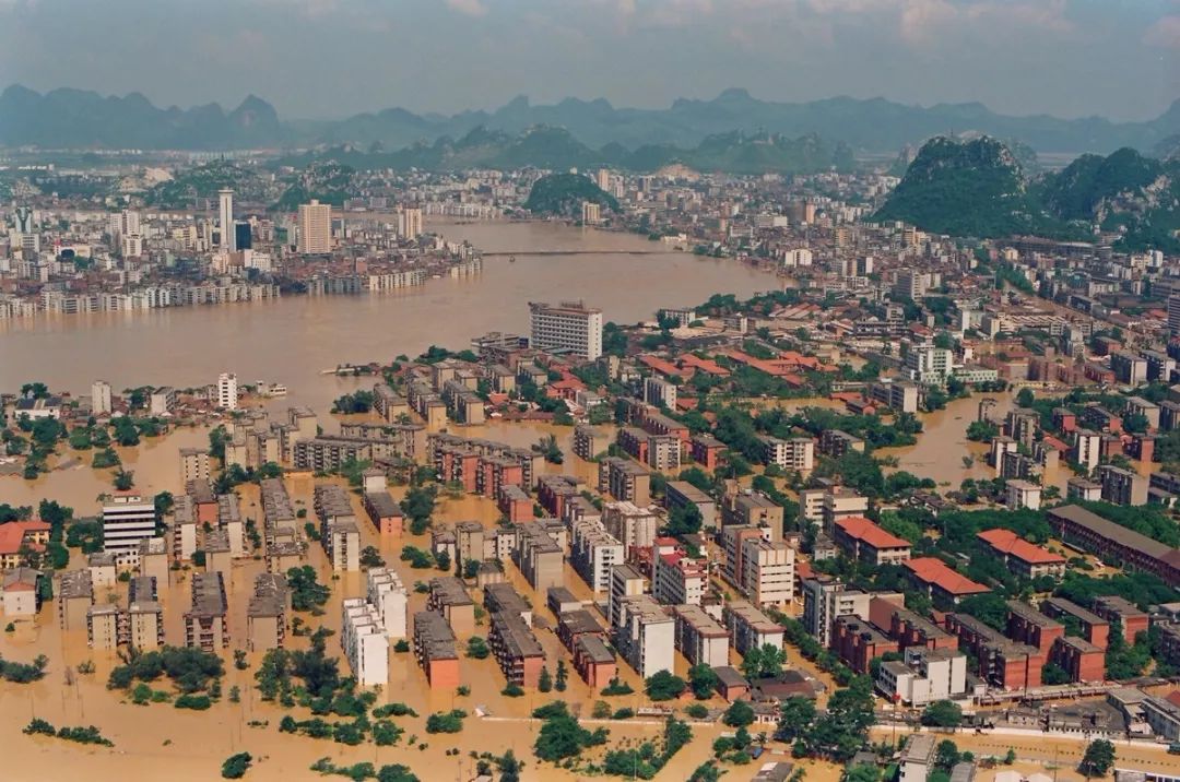 奇迹!14小时洪水冲他到柳州,"719"你不知道的事