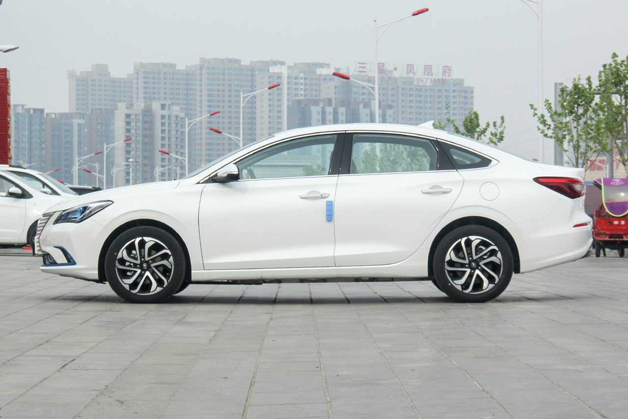 2019款逸动ev460 智领版