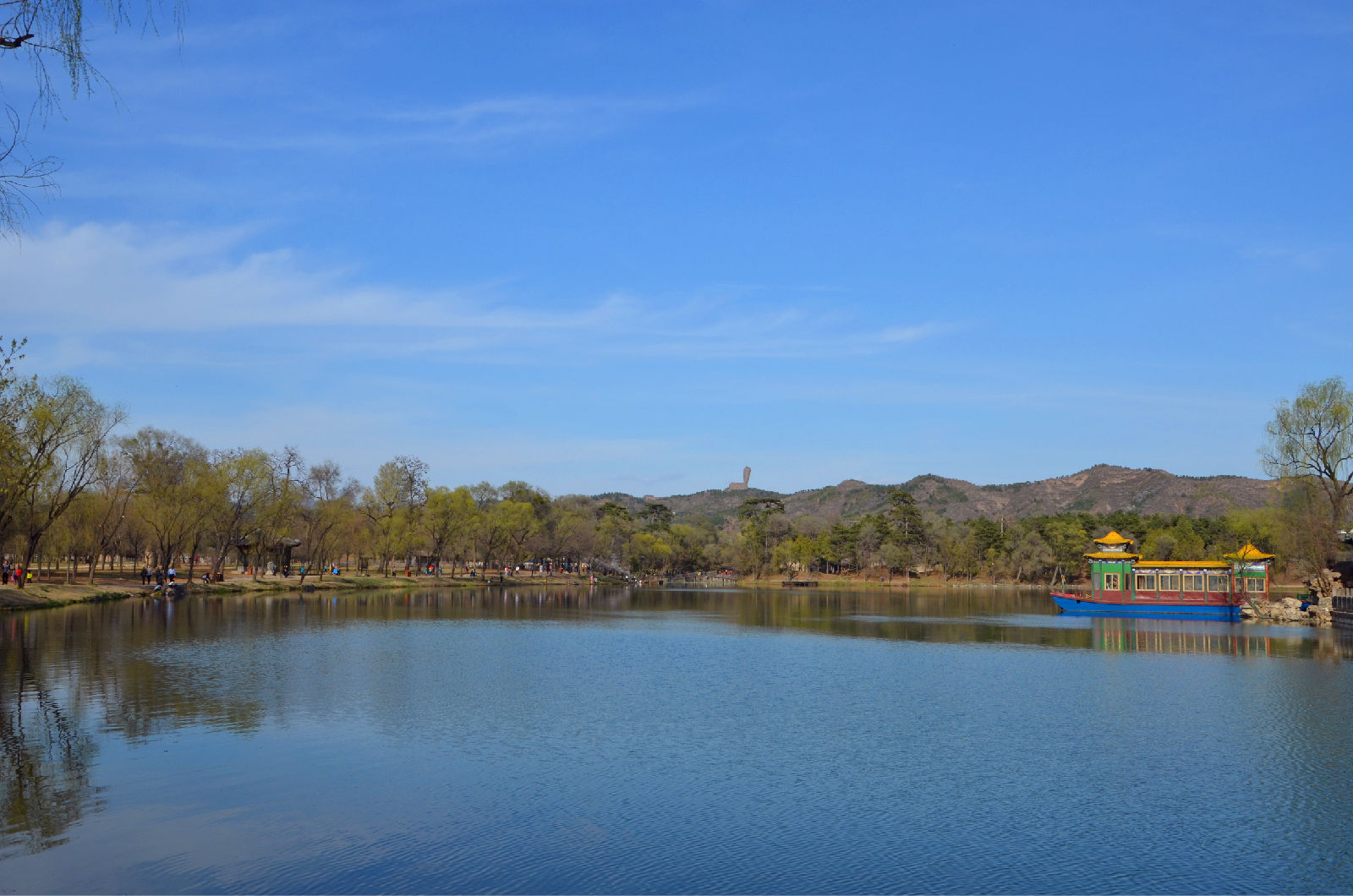 盘点湖水清澈的旅游休闲场所,你去过重庆市永川卫星湖,阿勒泰喀纳斯观