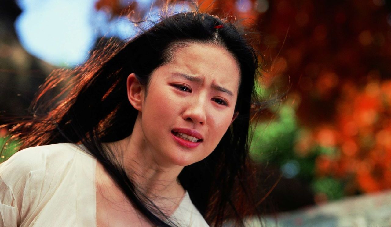 都说刘亦菲演戏没表情,电影中的哭戏却是梨花带雨,我见犹怜