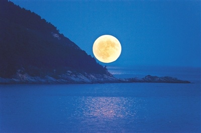 总有一轮明月属于你