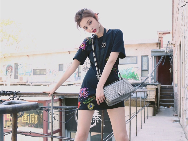 盖玥希街拍写真,美撼凡尘,聘婷秀雅